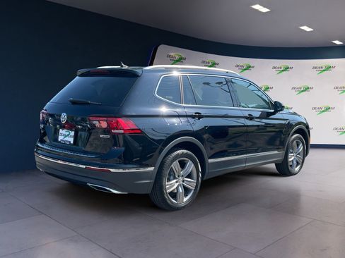 Used 2021 Volkswagen Tiguan SEL image 3
