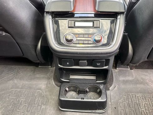 Used 2019 Lincoln Navigator L Reserve AWD/4WD image 21