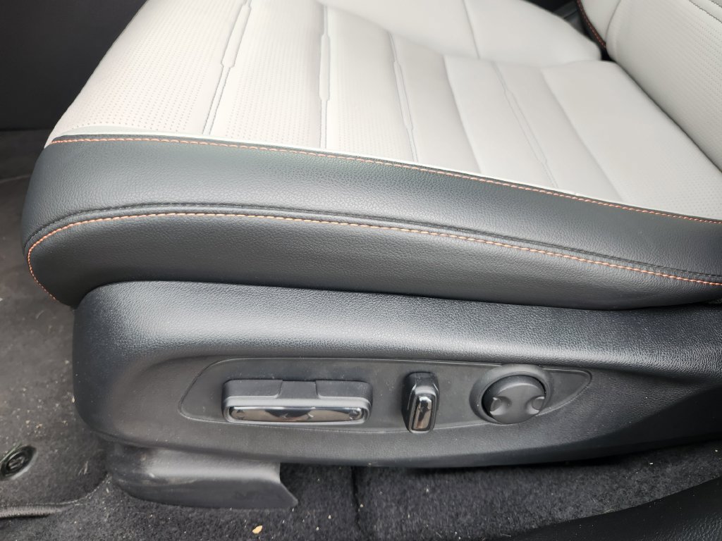 Used 2026 Honda CR-V Sport Touring image 32