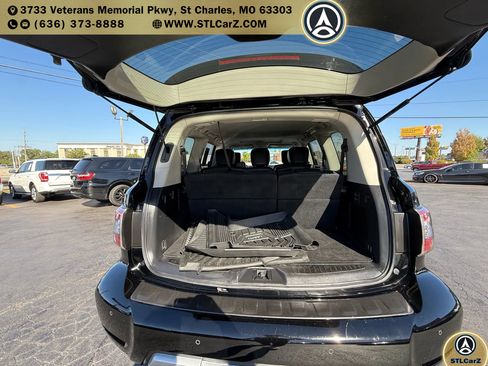 Used 2017 Nissan Armada Platinum w/ Interior Lighting Package image 14