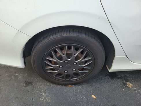 Used 2018 Honda Civic LX image 11