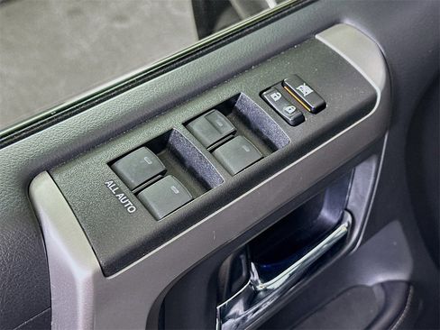 Used 2020 Toyota 4Runner Limited image 20