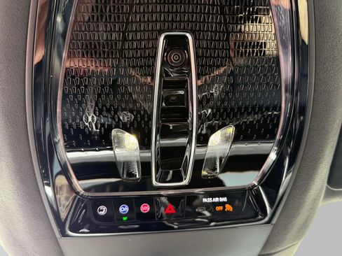 Used 2025 Cadillac Escalade IQ Luxury 2 w/ LPO, Premium Carpet Package AWD/4WD image 27