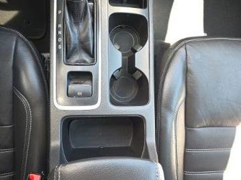 Used 2018 Ford Escape SEL AWD/4WD image 23