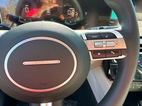 New 2025 Hyundai Tucson SEL image 25