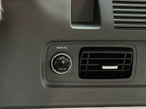 Used 2025 Hyundai Santa Fe SEL image 25