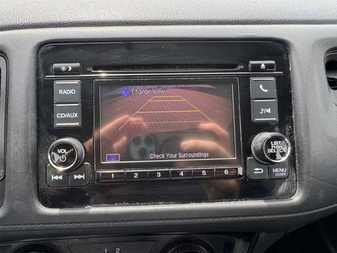 Used 2017 Honda HR-V LX image 12