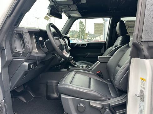 New 2025 Ford Bronco Badlands image 10