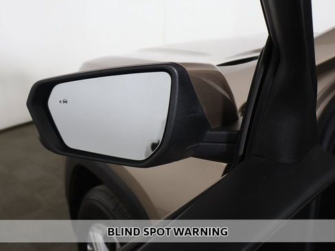 Used 2018 GMC Terrain SLE w/ Driver Convenience Package AWD/4WD image 3