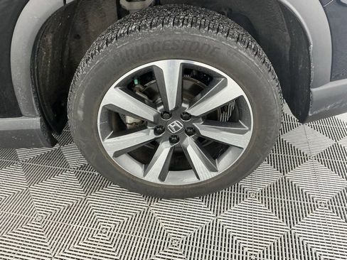 Used 2024 Honda Pilot Elite image 32