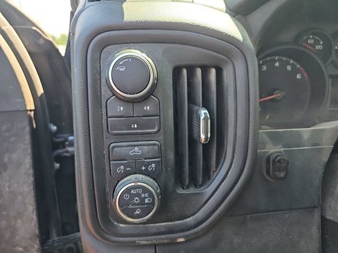 Used 2022 Chevrolet Silverado 2500 W/T w/ WT Convenience Package AWD/4WD image 11