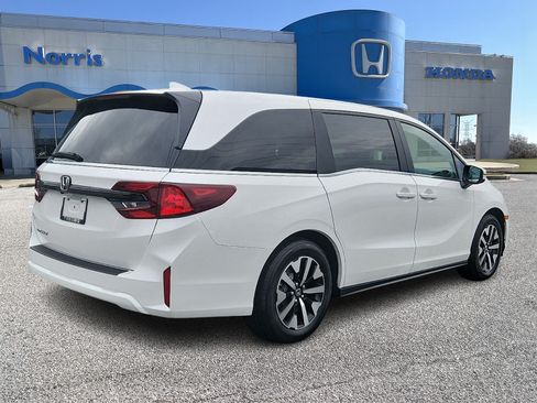 New 2026 Honda Odyssey EX-L image 4