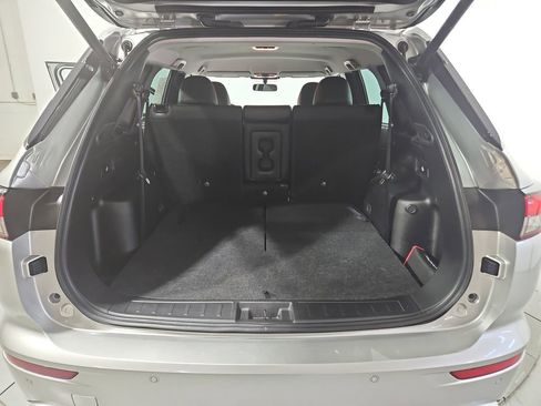 Used 2023 Mitsubishi Outlander SE image 22