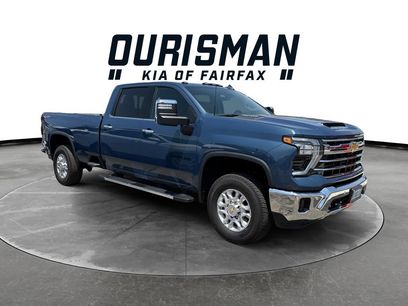Used 2025 Chevrolet Silverado 2500 LTZ w/ LTZ Premium Package