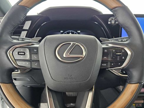 Certified 2025 Lexus RX 350 Premium Plus image 22