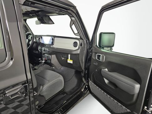 New 2026 Jeep Wrangler Unlimited Sport AWD/4WD image 36