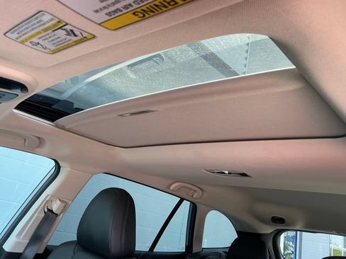 Used 2020 Subaru Outback Limited XT AWD/4WD image 16
