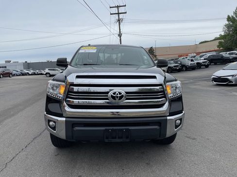 Used 2016 Toyota Tundra SR5 w/ TRD Off Road Package AWD/4WD image 3
