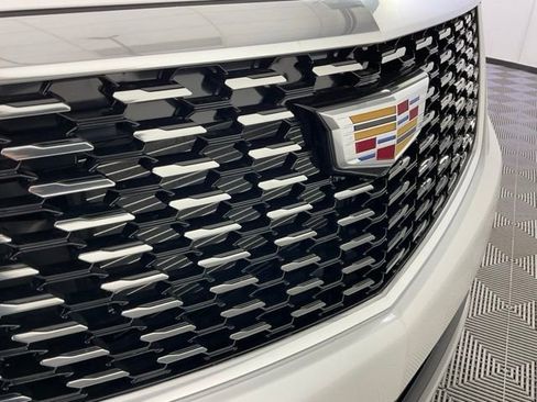 New 2026 Cadillac XT5 Premium Luxury w/ Driver Assist Package AWD/4WD image 9