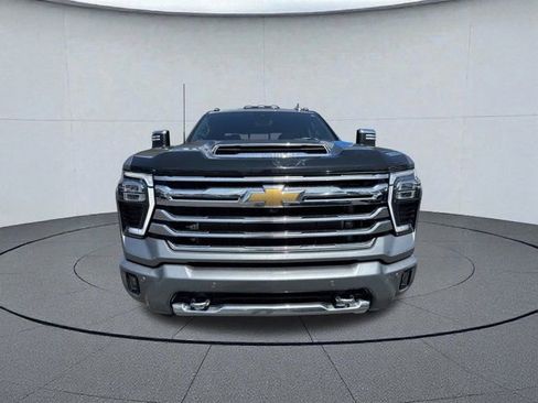 Used 2024 Chevrolet Silverado 3500 High Country w/ Technology Package image 8