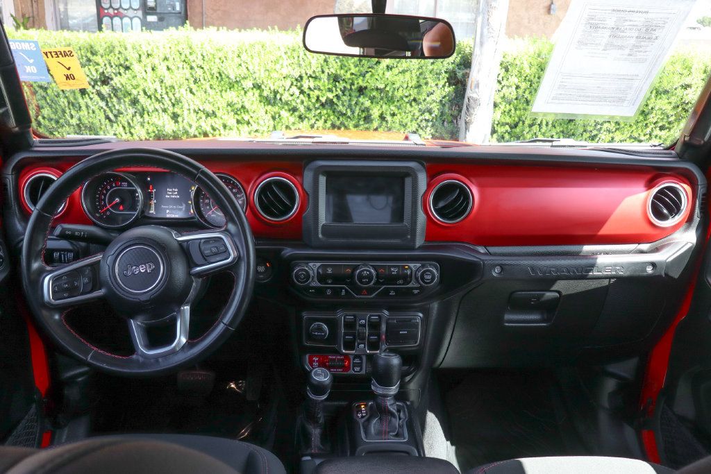 Used 2021 Jeep Wrangler Unlimited Rubicon AWD/4WD image 30