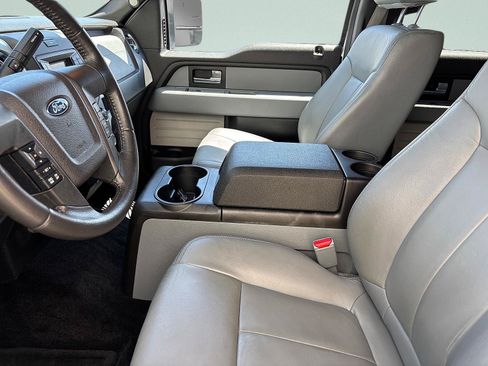 Used 2014 Ford F150 XLT w/ Equipment Group 302A Luxury AWD/4WD image 16