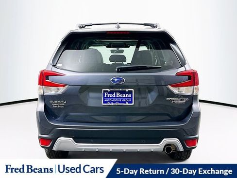 Used 2022 Subaru Forester Touring image 7