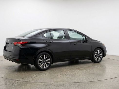 Used 2025 Nissan Versa SV FWD image 9