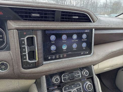 Used 2021 GMC Yukon XL Denali w/ Denali Ultimate Package image 15