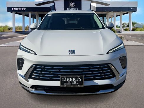 Used 2025 Buick Envision Preferred image 4