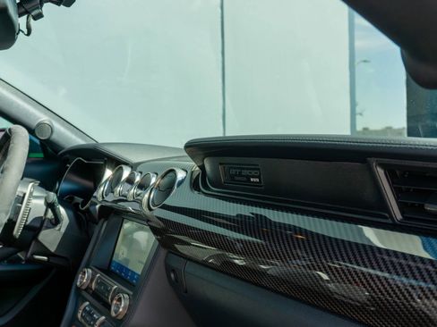 Used 2021 Ford Mustang Shelby GT500 w/ Technology Package image 58