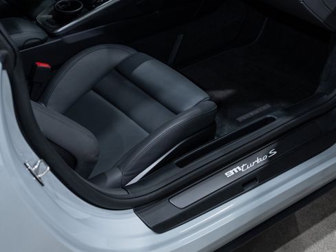 Used 2021 Porsche 911 Turbo S image 31