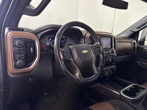 Used 2020 Chevrolet Silverado 2500 High Country image 13