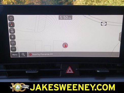 Used 2025 Kia Sportage SX image 21