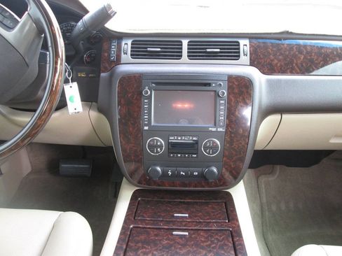 Used 2012 GMC Sierra 3500 Denali AWD/4WD image 16