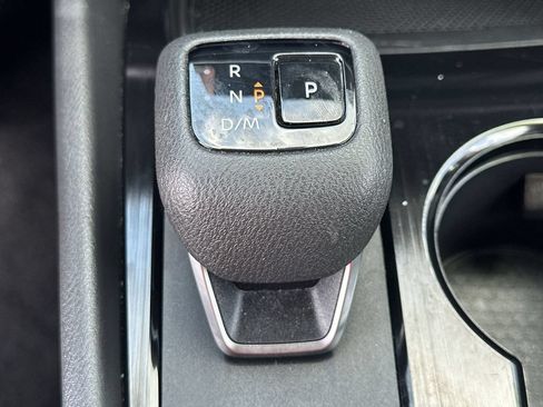 Used 2024 Nissan Rogue SV AWD/4WD image 27