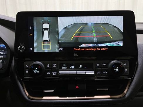 Used 2024 Toyota Grand Highlander AWD Hybrid image 22