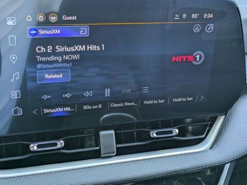 New 2026 Chevrolet Equinox LT w/ Convenience Package II AWD/4WD image 18