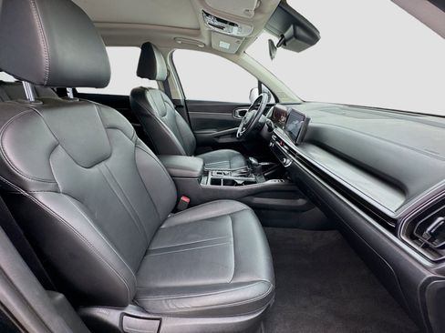 Used 2025 Kia Sorento S w/ Panoramic Sunroof Package FWD image 21