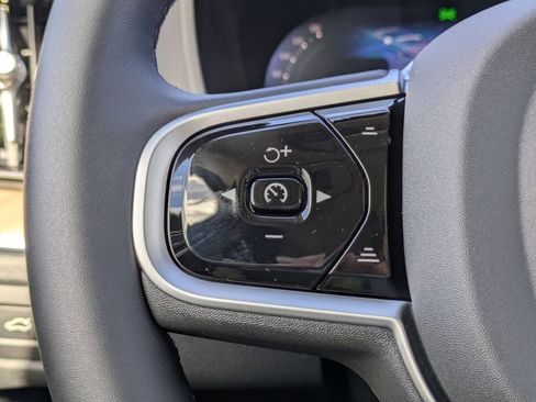 New 2026 Volvo XC60 B5 Plus w/ Protection Package Premier image 35