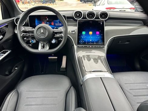 Used 2025 Mercedes-Benz GLC 43 AMG 4MATIC image 17