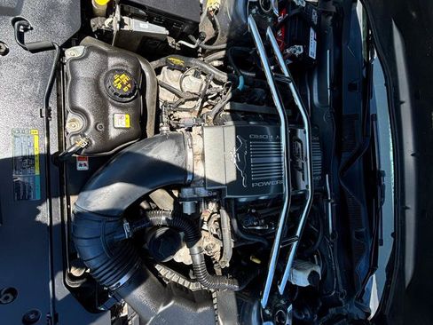 Used 2010 Ford Mustang GT RWD image 28