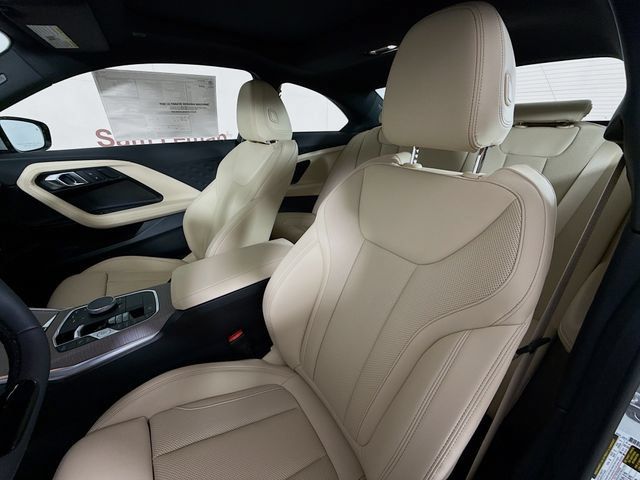 Used 2026 BMW 230i xDrive Coupe w/ Convenience Package AWD/4WD image 21
