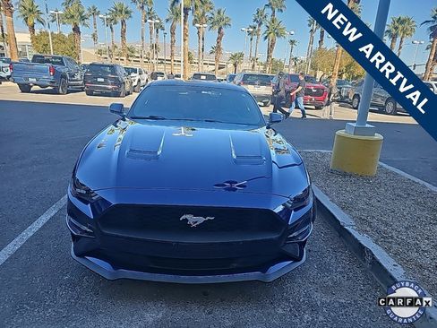 Used 2018 Ford Mustang Premium image 10