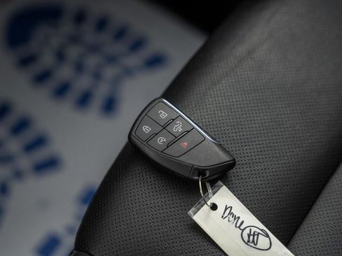 Used 2025 GMC Sierra 1500 SLT image 47