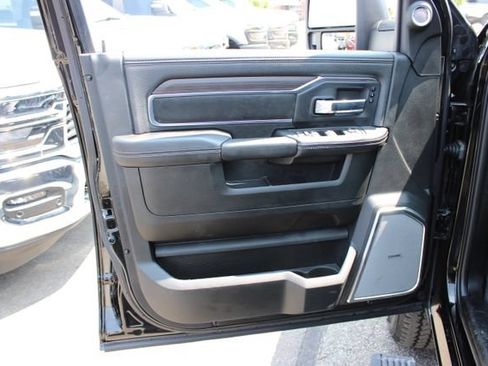 Used 2026 RAM 3500 Laramie AWD/4WD image 11