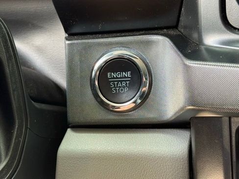 Used 2024 Ford F250 Limited w/ FX4 Off-Road Package image 28