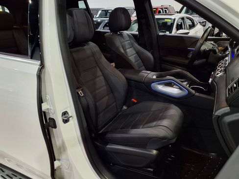 Used 2023 Mercedes-Benz GLS 580 4MATIC image 21