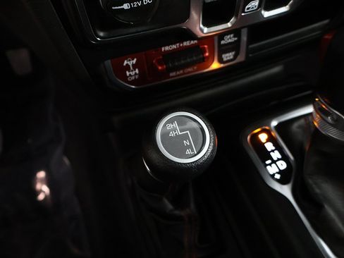 Used 2021 Jeep Wrangler Unlimited Rubicon image 45