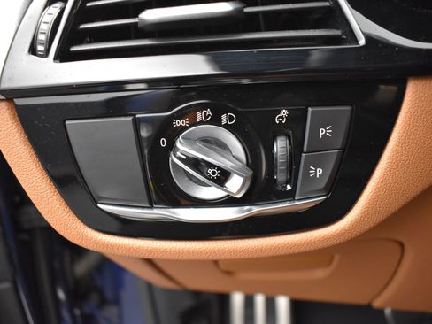 Used 2022 BMW 530i xDrive w/ M Sport Package image 15